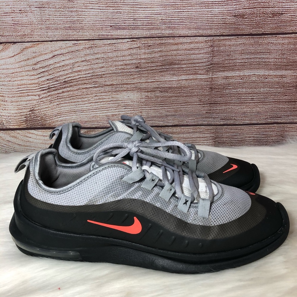 Nike Gray and Black Athletic Shoes with Red Accents